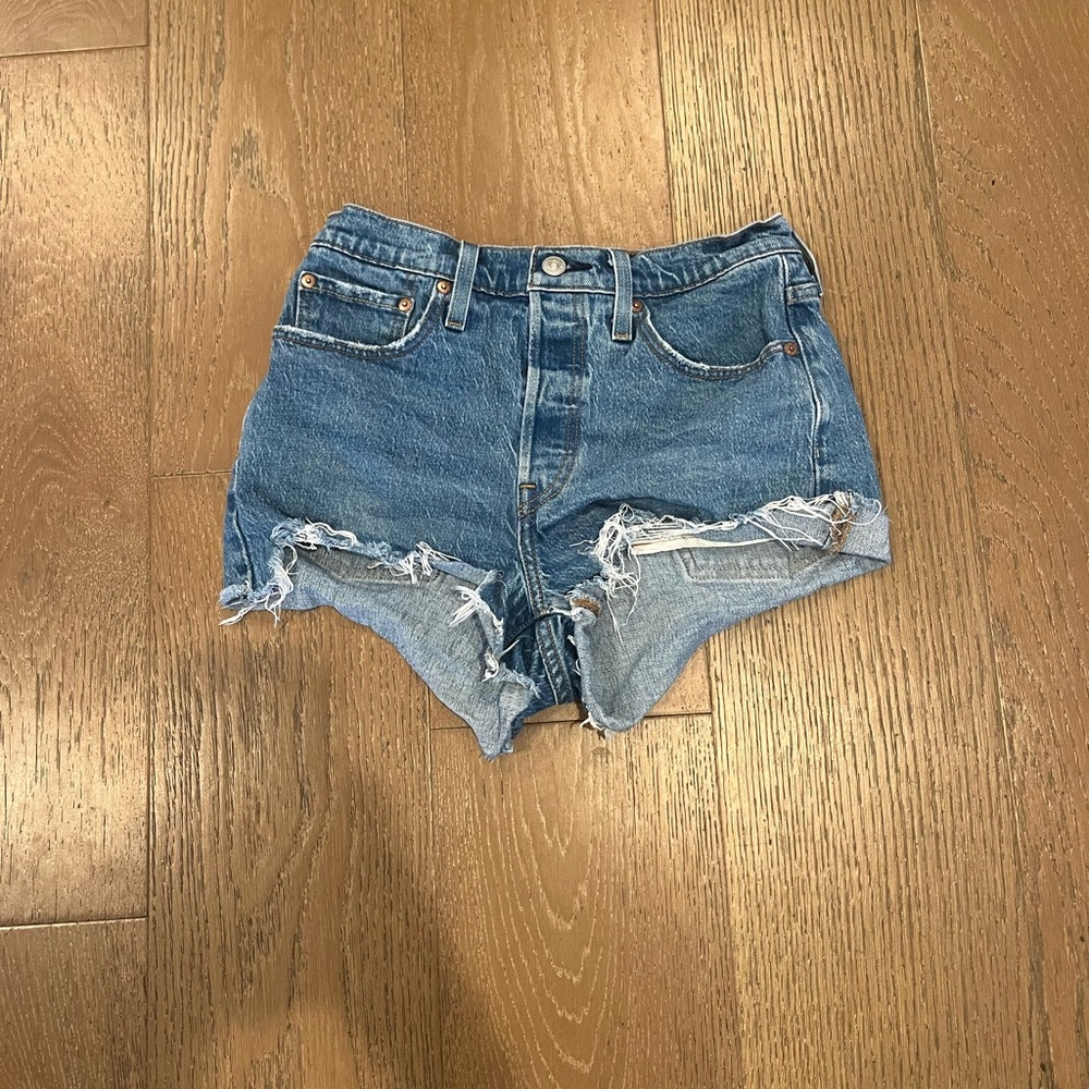 Levi’s Denim Distressed Women Shorts